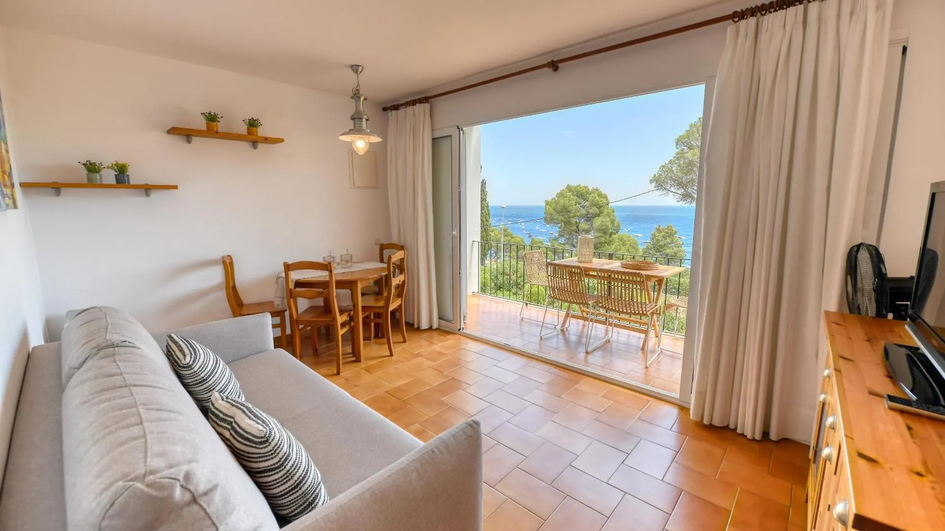 Santa Agatha Sant Roc Apartment Calella De Palafrugell
